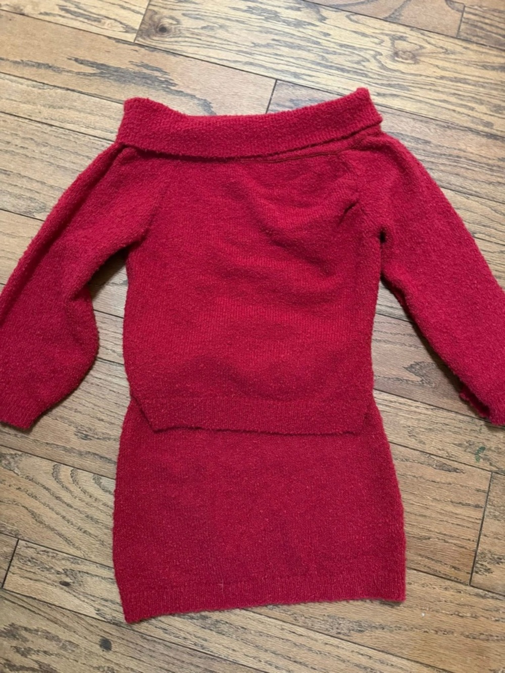 Red Off-Shoulder Women's Sweater Set